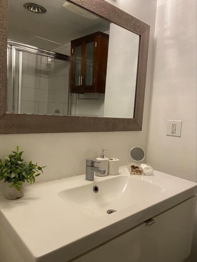 Lovely Condo Vancouver Ngoại thất bức ảnh